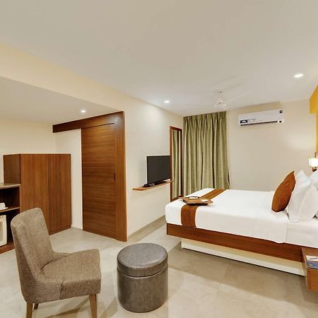 Best Western Alkapuri, Vadodara Esterno foto