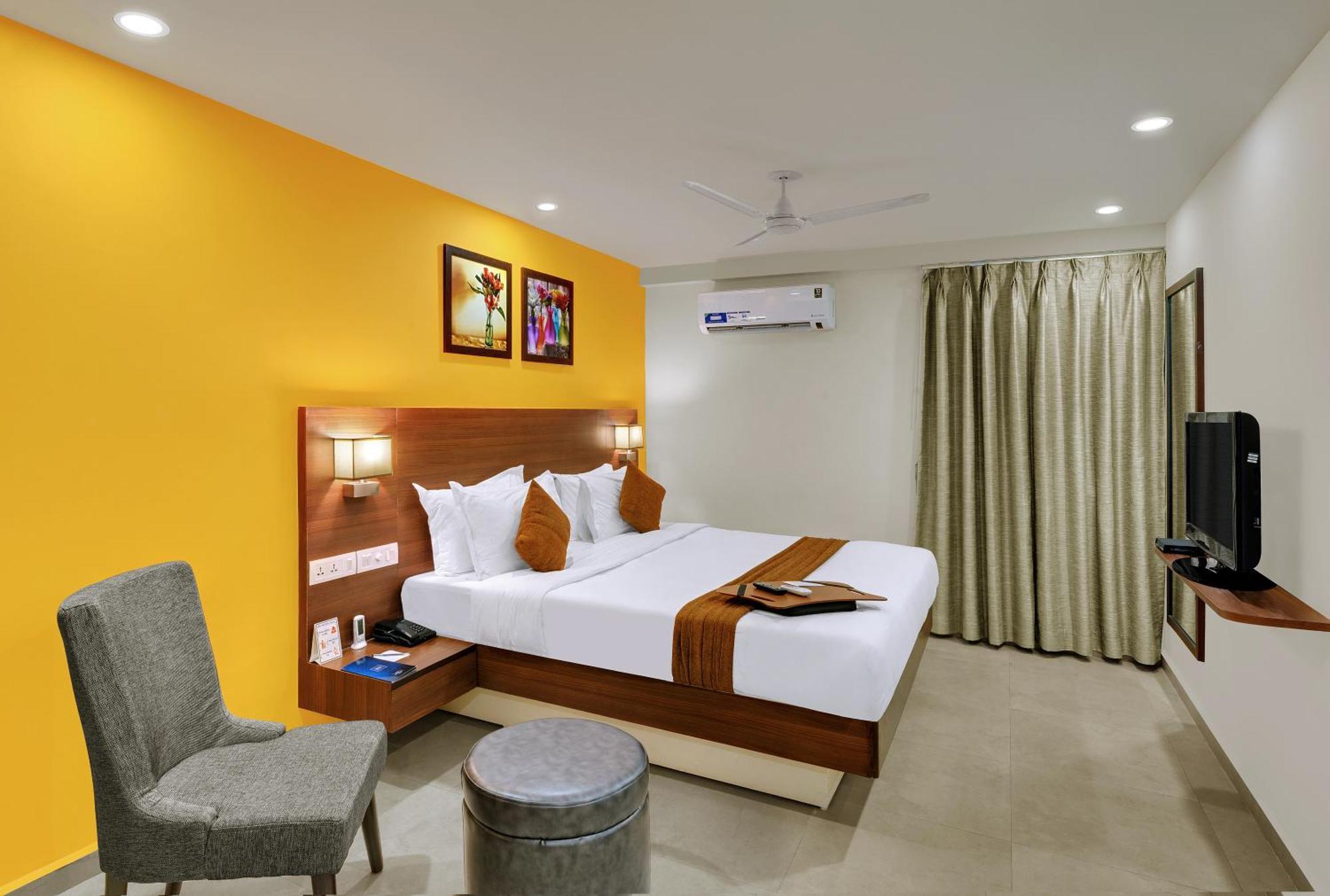 Best Western Alkapuri, Vadodara Esterno foto
