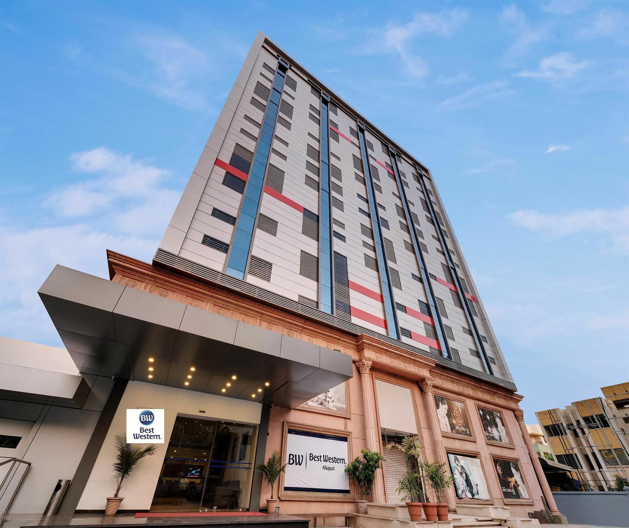Best Western Alkapuri, Vadodara Esterno foto