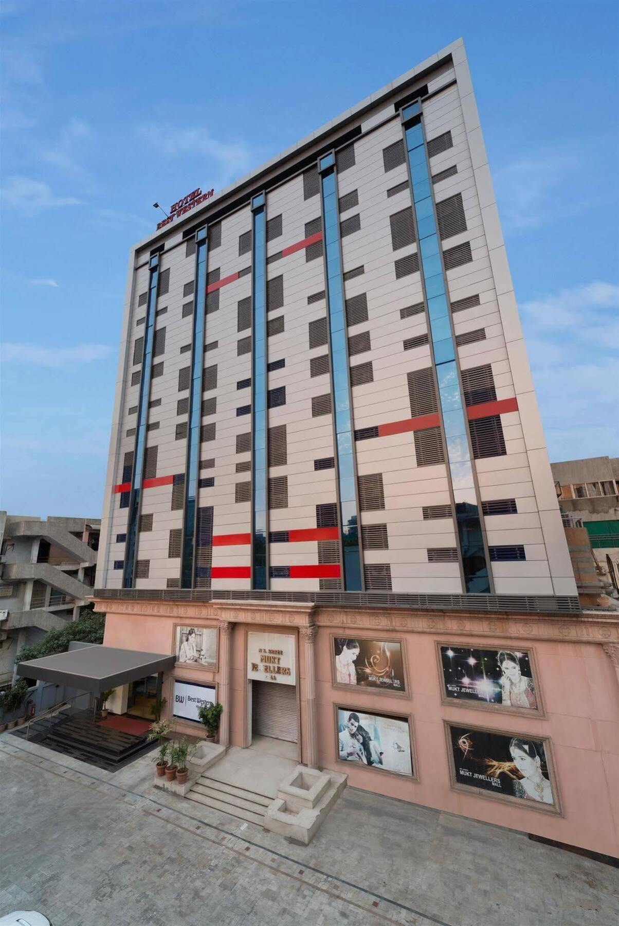 Best Western Alkapuri, Vadodara Esterno foto